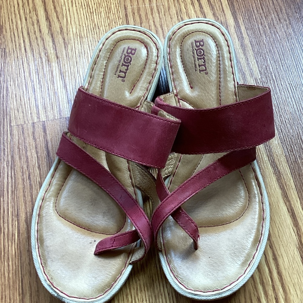 Born Women's Burgundy Sandals